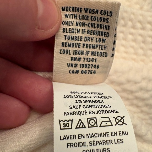 L.L. Bean Women's Ridgeknit Crossneck Pullover - Picture 16 of 16